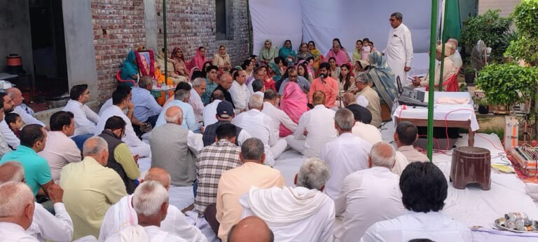  पूर्व राज्यसभा सांसद स्व. रामजीलाल की पत्नी स्व. जाना देवी की स्मृति में आयोजित किया हवन-यज्ञ