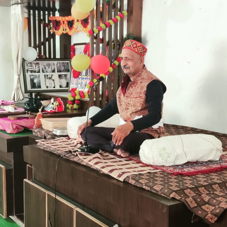 होली जरूर मनाएं  प्रभु को न भुलाएं