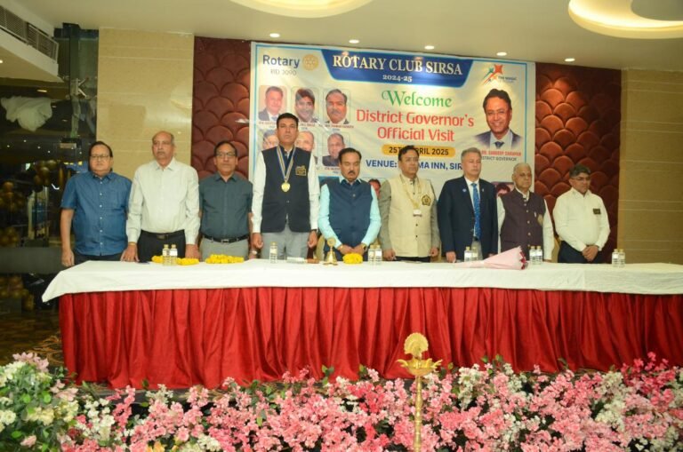 रोटरी क्लब सिरसा ने पहलगाम में मारे गए सैलानियों को दी श्रद्धांजलि