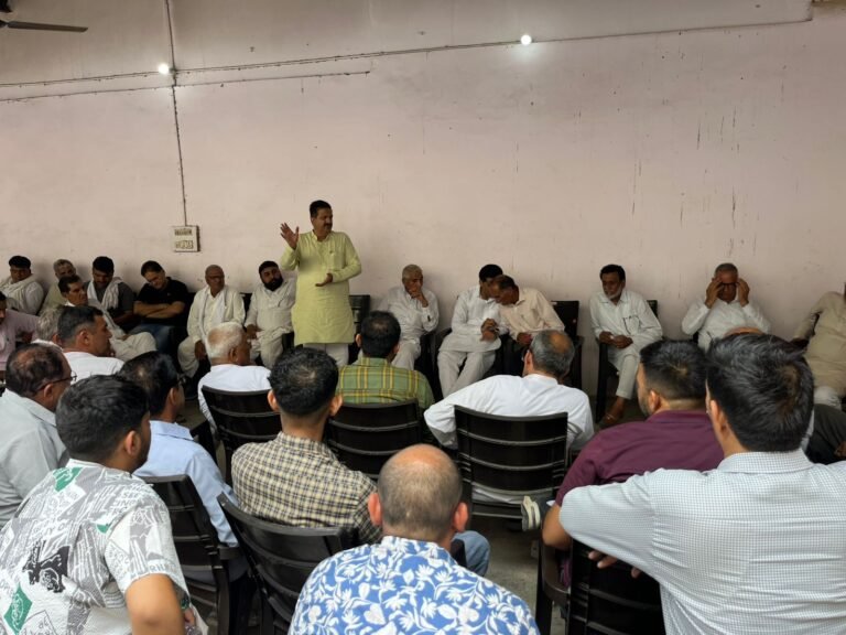मीटिंग में निर्णय: मुख्यमंत्री व राज्यपाल को ज्ञापन सौंपेगा ओबीसी समाज