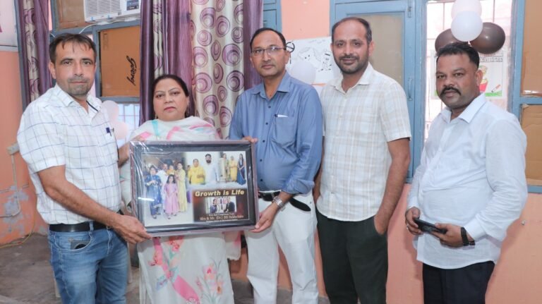 चतुर्थ श्रेणी कर्मचारी शाह बेगम हुई सेवानिवृत्त्त