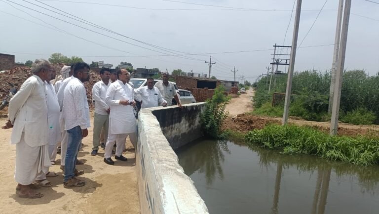 जलभराव से बर्बाद फसलों का उचित मुआवजा देकर किसानों को राहत प्रदान करे सरकार : विधायक चंद्रप्रकाश