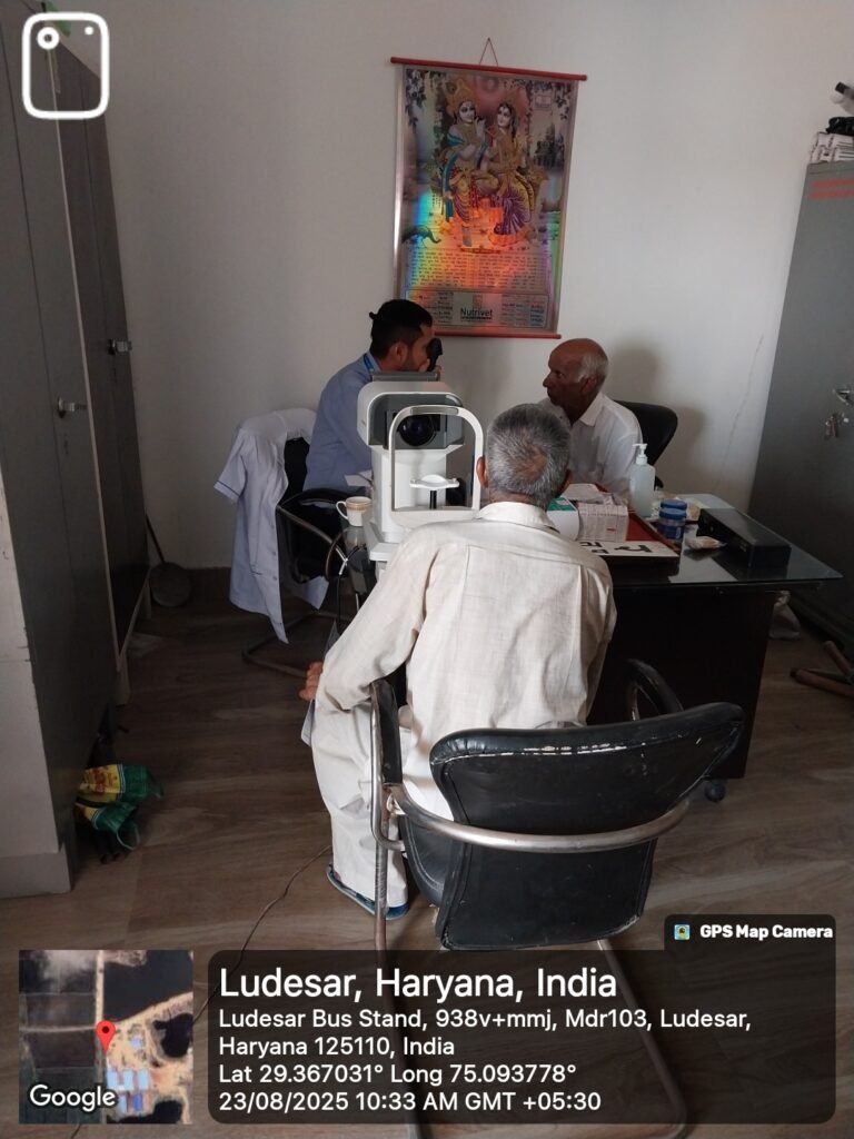 नि:शुल्क शिविर में 110 लोगों की हुई जांच