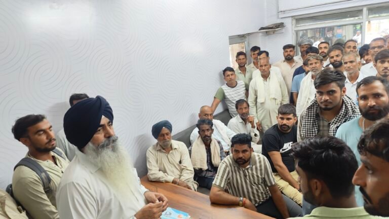 पूरा देश बाढ़ प्रभावित पंजाब के साथ है: लखविंदर सिंह