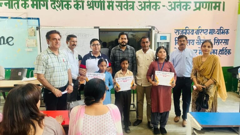 हमारी संस्कृति और राष्ट्रीय एकता को सशक्त बनाने का माध्यम है हिंदी