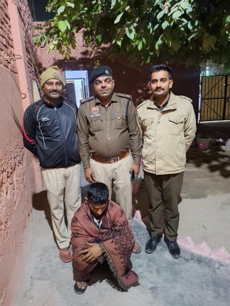 सोने की बालियां व अंगुठी चोरी वारदात को अंजाम देने वाला युवक काबू,निशादेही पर सोने आभूषण बरामद ।